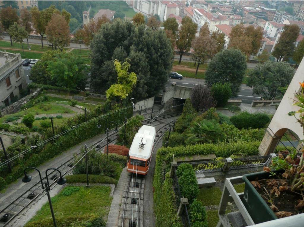 Donizetti Royal Hotel Bergamo Bagian luar foto