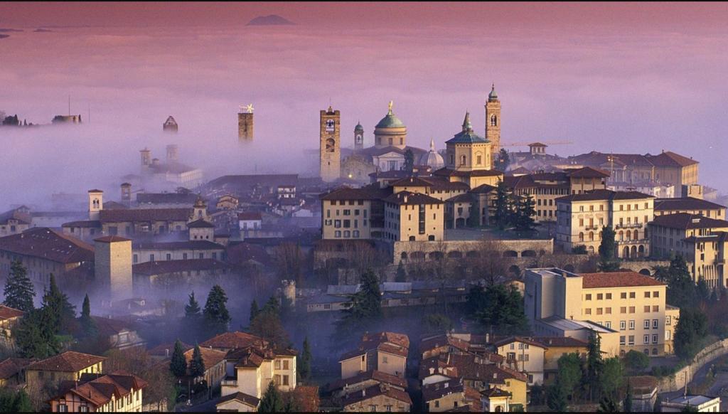 Donizetti Royal Hotel Bergamo Bagian luar foto