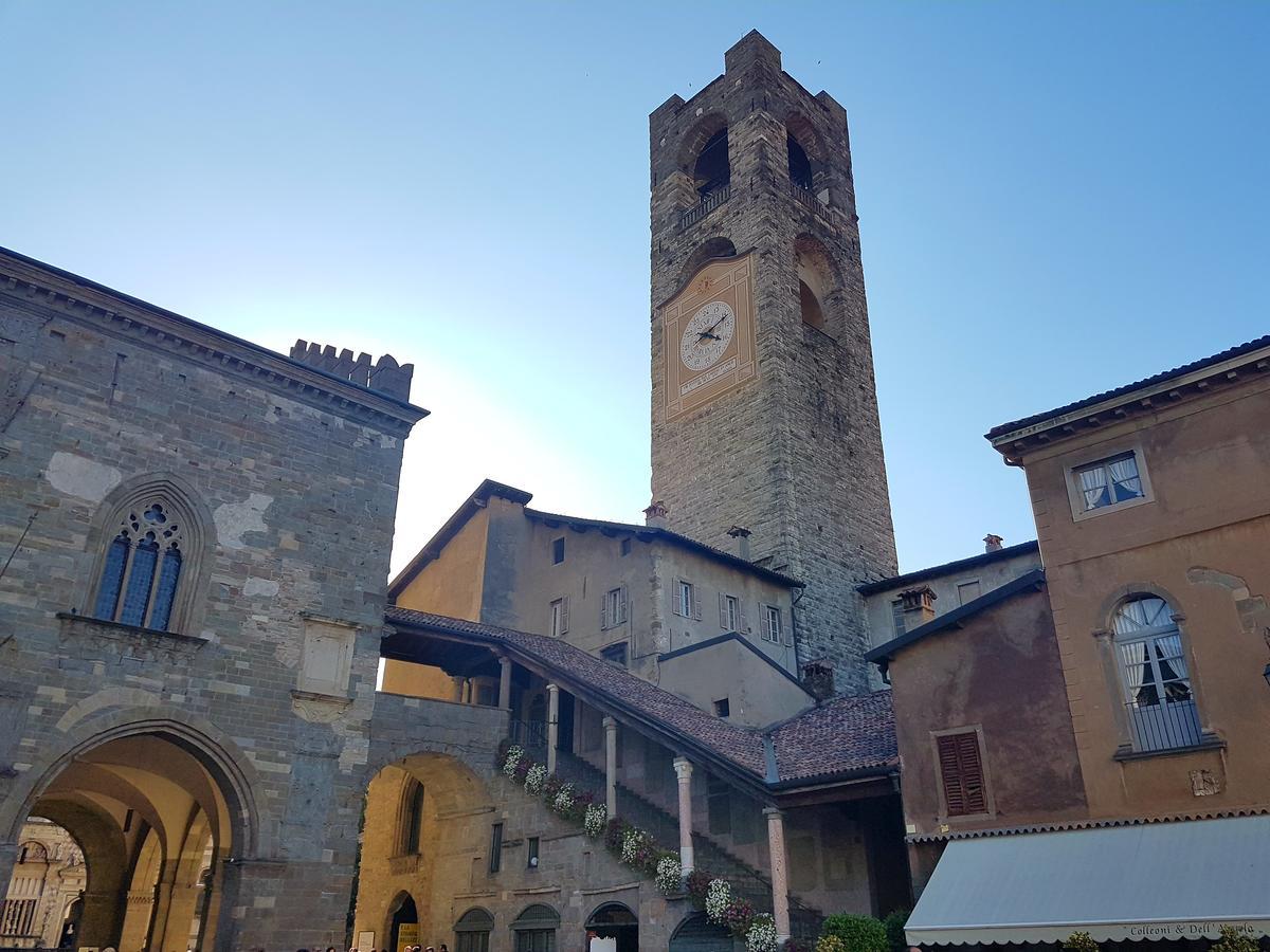 Donizetti Royal Hotel Bergamo Bagian luar foto