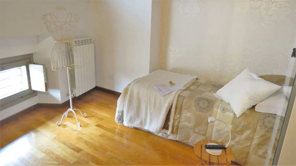 Donizetti Royal Hotel Bergamo Bagian luar foto