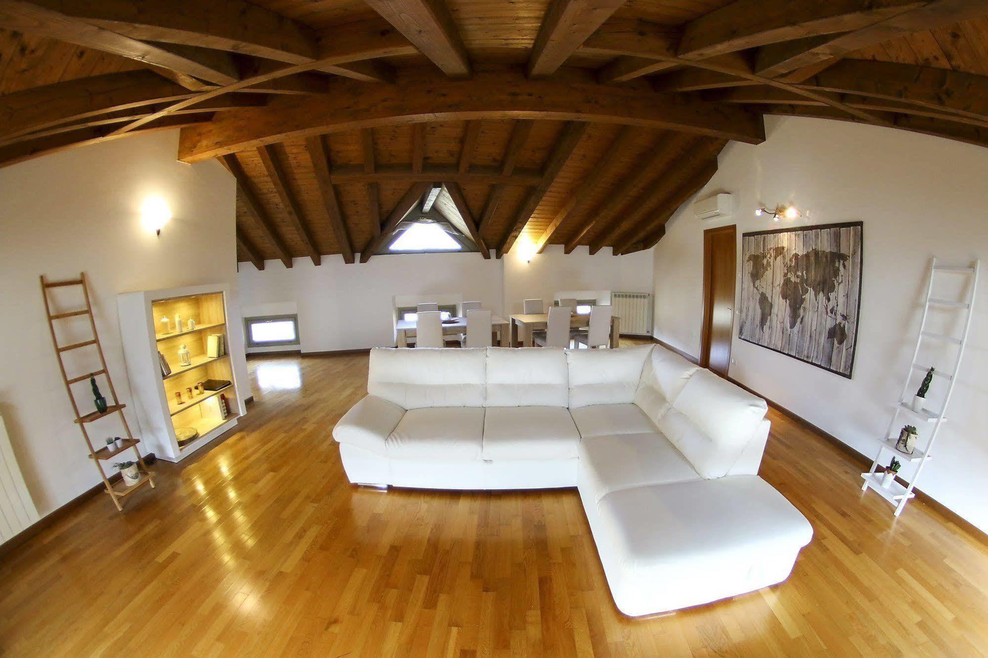 Donizetti Royal Hotel Bergamo Bagian luar foto